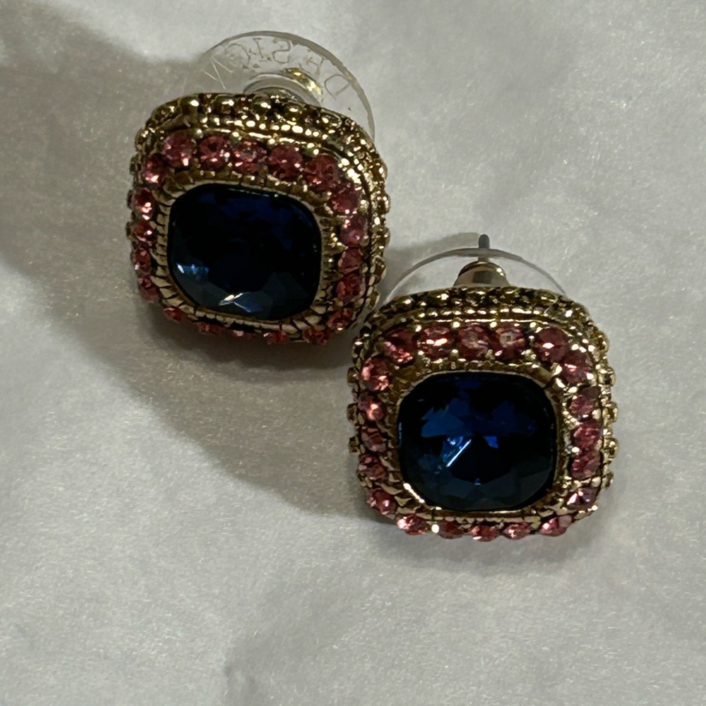 Periwinkle by Barlow Pink and Gold Earrings, Blue Center  (Pierced  Size 1/2”)
